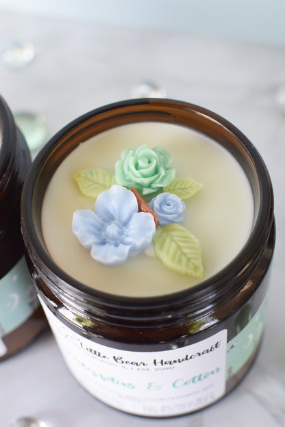 Eucalyptus & Cotton Decorated Wood Wick Candle