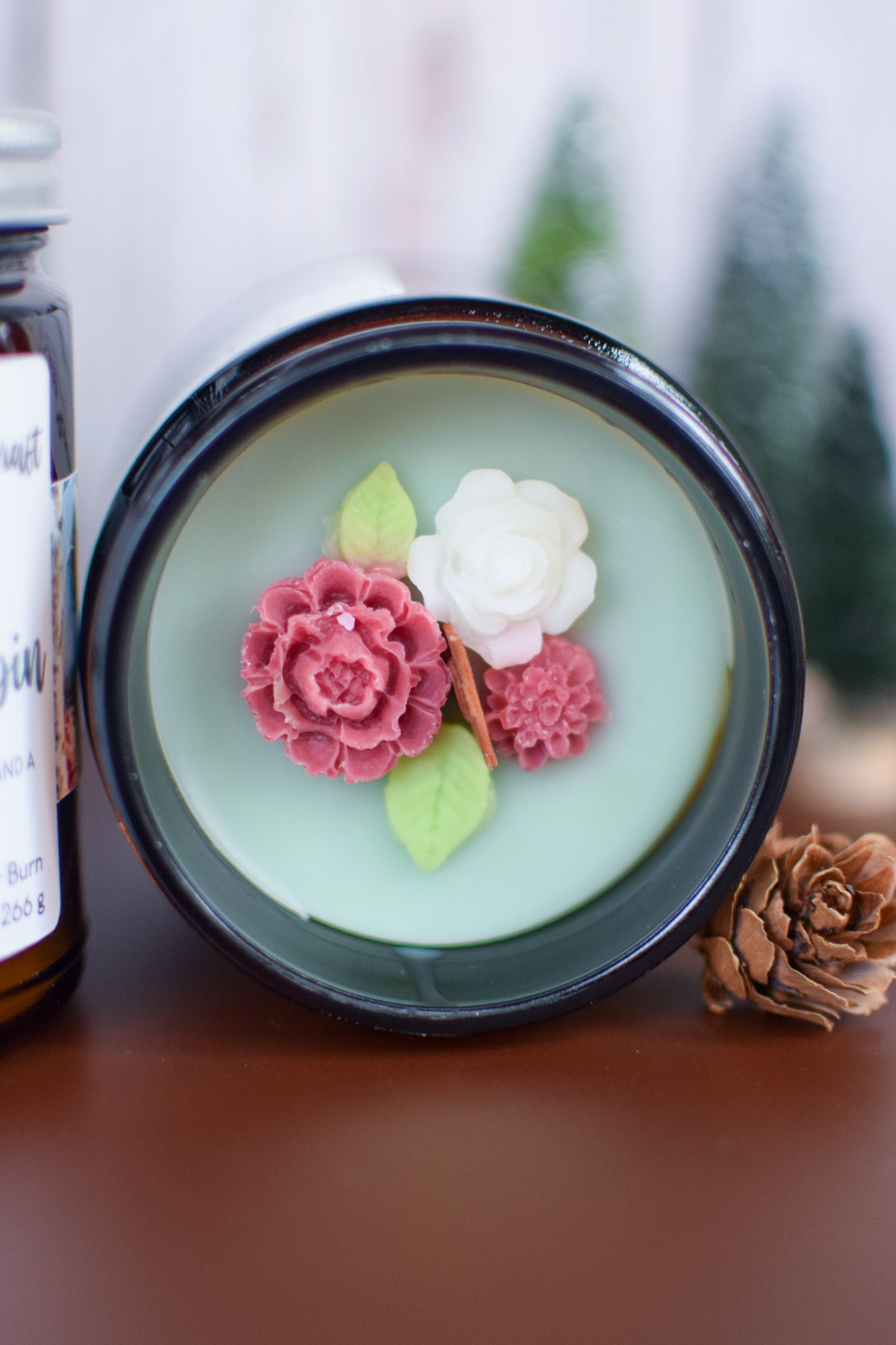 Christmas Cabin Decorated Wood Wick Candle