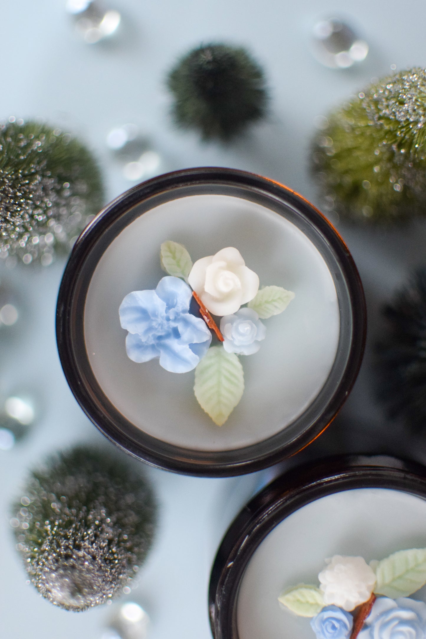 Winter Crisp Decorated Wood Wick Candle